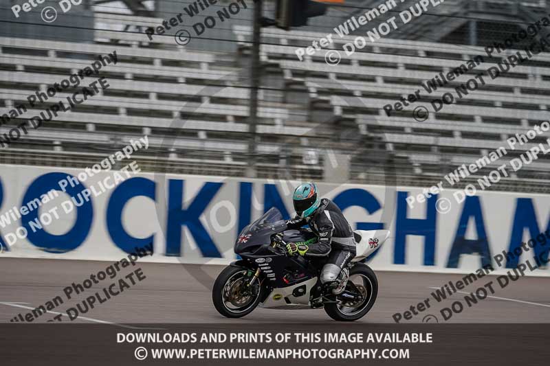 Rockingham no limits trackday;enduro digital images;event digital images;eventdigitalimages;no limits trackdays;peter wileman photography;racing digital images;rockingham raceway northamptonshire;rockingham trackday photographs;trackday digital images;trackday photos